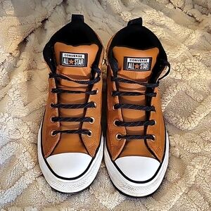 Men's Converse size 9